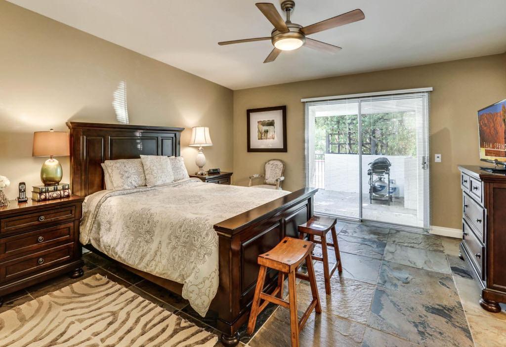 Seville Corner Downtown Condo - image 5