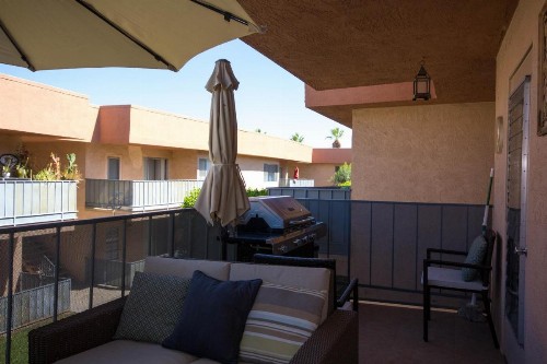 Palm Springs Sunrise Condo - image 8