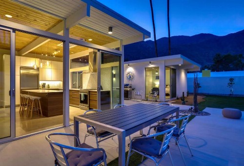 Palm Springs Regal Contemporary - image 9