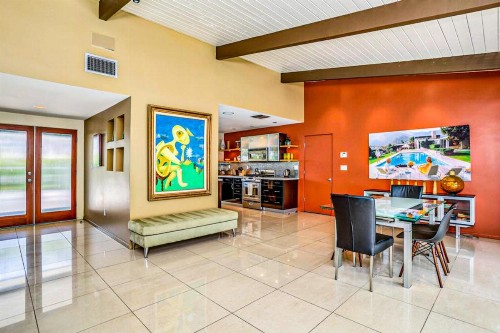 Palm Springs Luxury Retreat - image 13