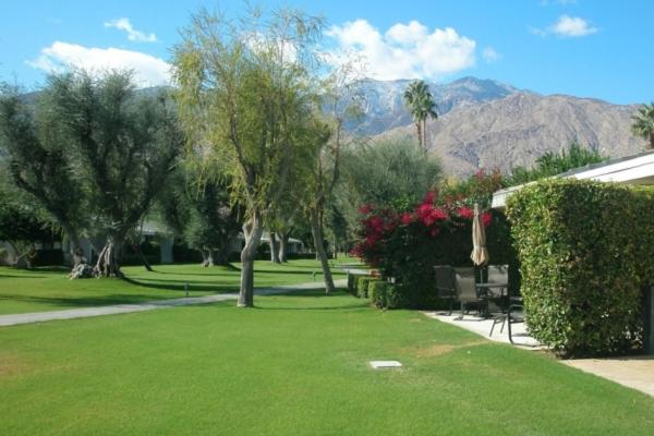 Palm Springs Condo Sunrise Villas - image 3
