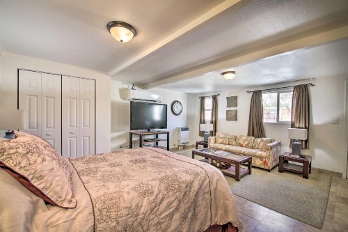 Palm Springs Casita with Mtn Views - Near Dtwn!