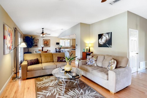 Desert Bungalow - image 4