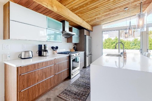 Iconic Mid-Century Modern Escape - image 6