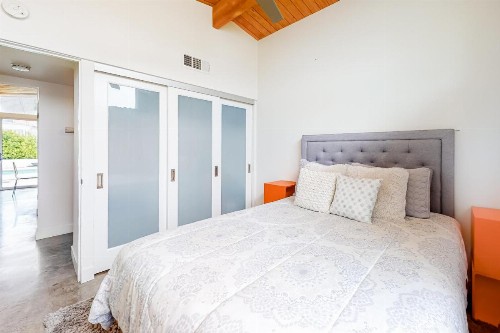 Iconic Mid-Century Modern Escape - image 9