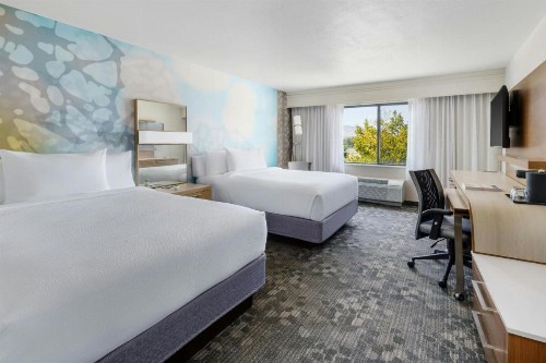 Courtyard by Marriott Palmdale - image 1