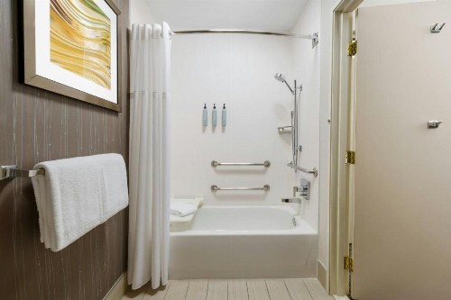 Courtyard by Marriott Palmdale - image 23