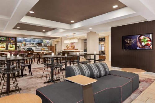 Courtyard by Marriott Palmdale - image 35