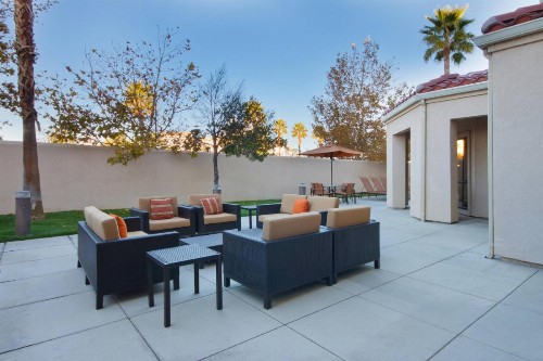 Courtyard by Marriott Palmdale - image 46