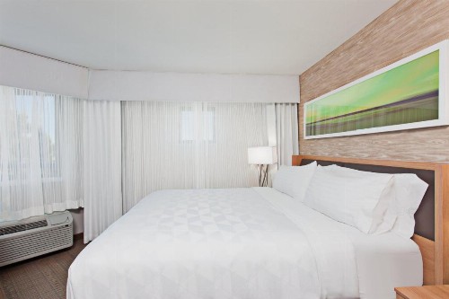 Holiday Inn Palmdale-Lancaster an IHG Hotel - image 40