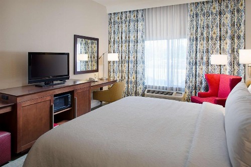 Hampton Inn & Suites Palmdale - image 13