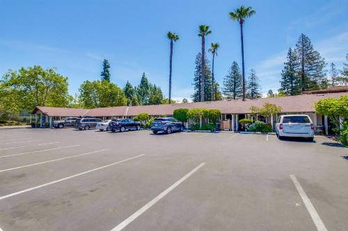 Americas Best Value Inn - Sky Ranch - image 14
