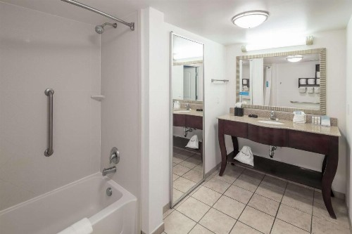 Hampton Inn & Suites Panama City Beach-Pier Park Area - image 14