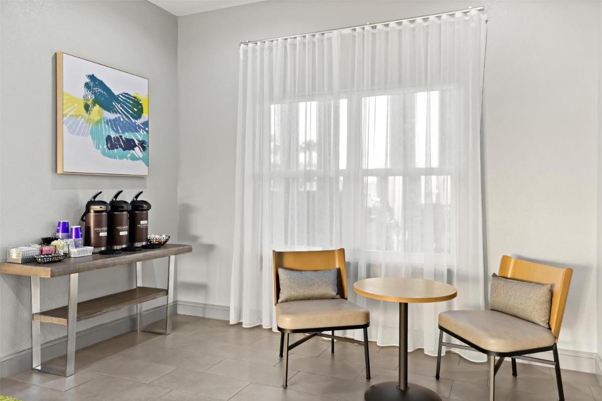 Country Inn & Suites by Radisson Panama City Beach FL - image 2