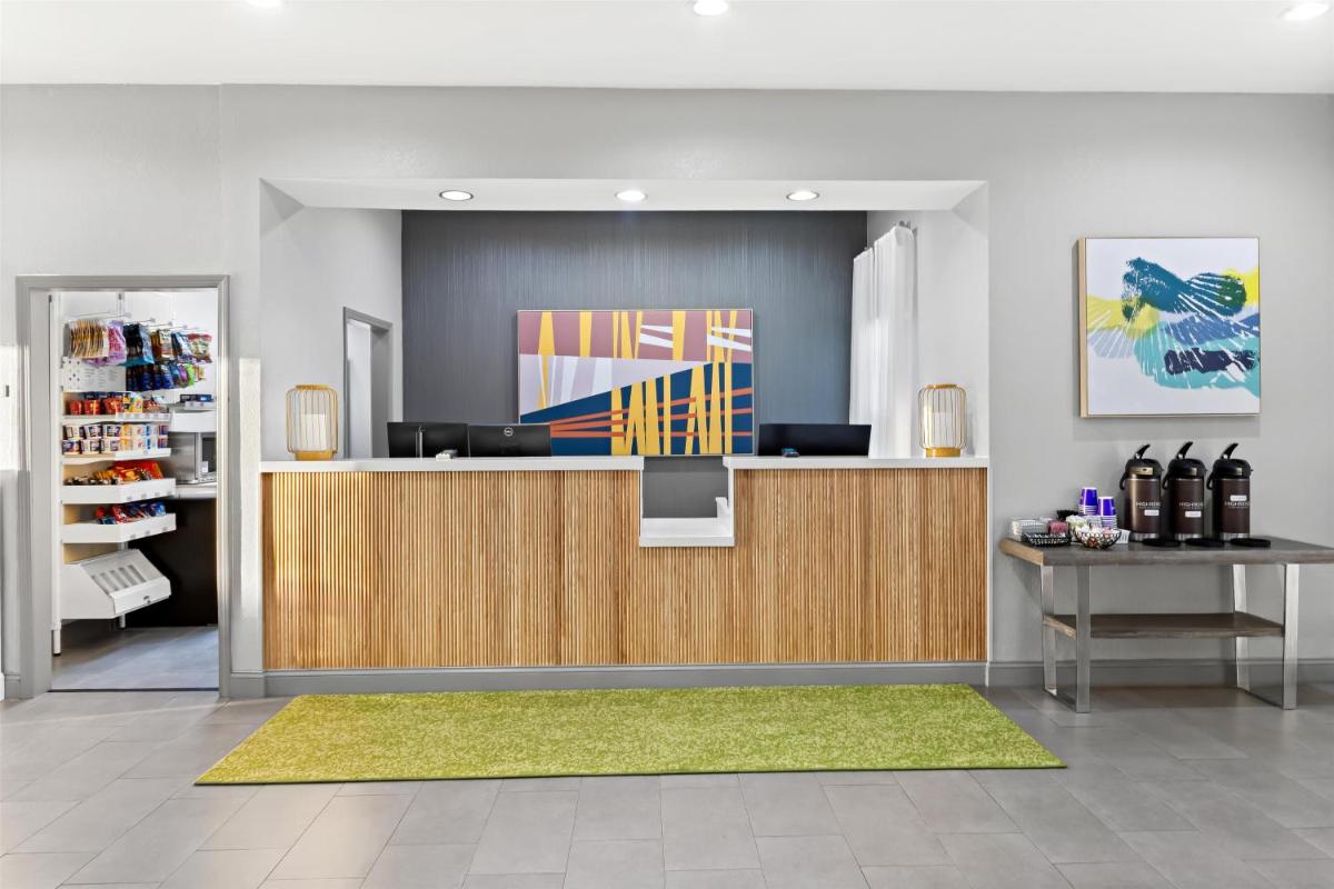 Country Inn & Suites by Radisson Panama City Beach FL - image 3