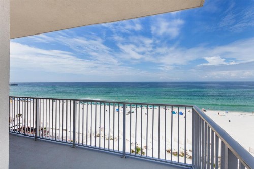 Holiday Inn Express & Suites Panama City Beach - Beachfront an IHG Hotel - image 12