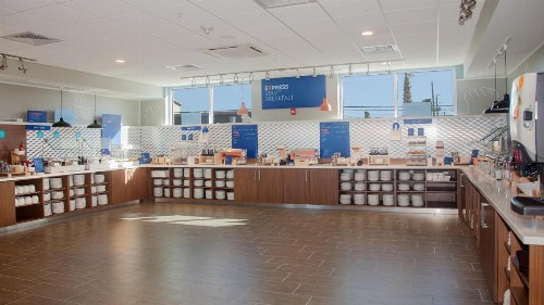 Holiday Inn Express & Suites Panama City Beach - Beachfront an IHG Hotel - image 22