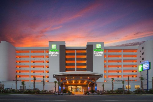 Holiday Inn Express & Suites Panama City Beach - Beachfront an IHG Hotel - image 25