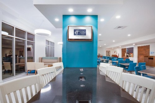 Holiday Inn Express & Suites Panama City Beach - Beachfront an IHG Hotel - image 7