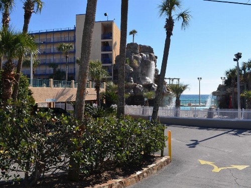 Days Inn by Wyndham Panama City Beach/Ocean Front - image 50