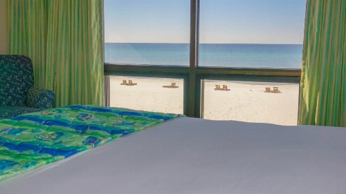 Landmark Holiday Beach a VRI resort - image 27