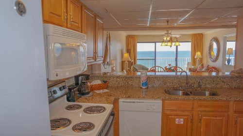 Landmark Holiday Beach a VRI resort - image 34
