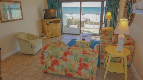 Landmark Holiday Beach a VRI resort - image 35
