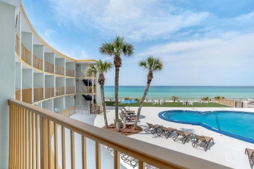 Chateau By The Sea