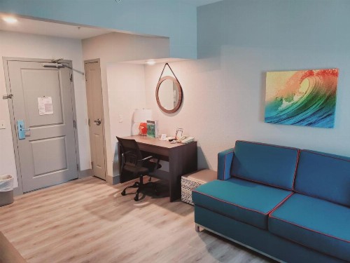 Hawthorn Suites by Wyndham Panama City Beach FL - image 13