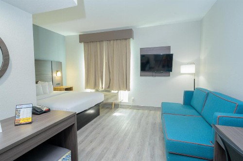 Hawthorn Suites by Wyndham Panama City Beach FL - image 23