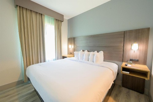 Hawthorn Suites by Wyndham Panama City Beach FL - image 30