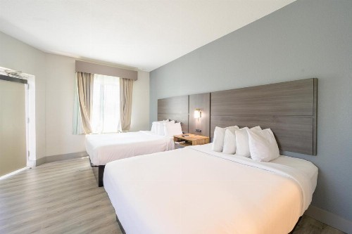 Hawthorn Suites by Wyndham Panama City Beach FL - image 34