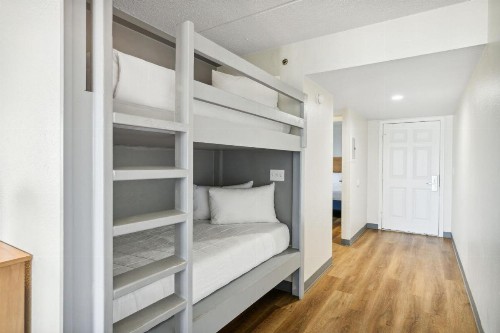 Sugar Sands Inn & Suites Panama City Beach - image 27