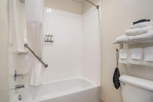 Sleep Inn & Suites Panama City Beach - image 28