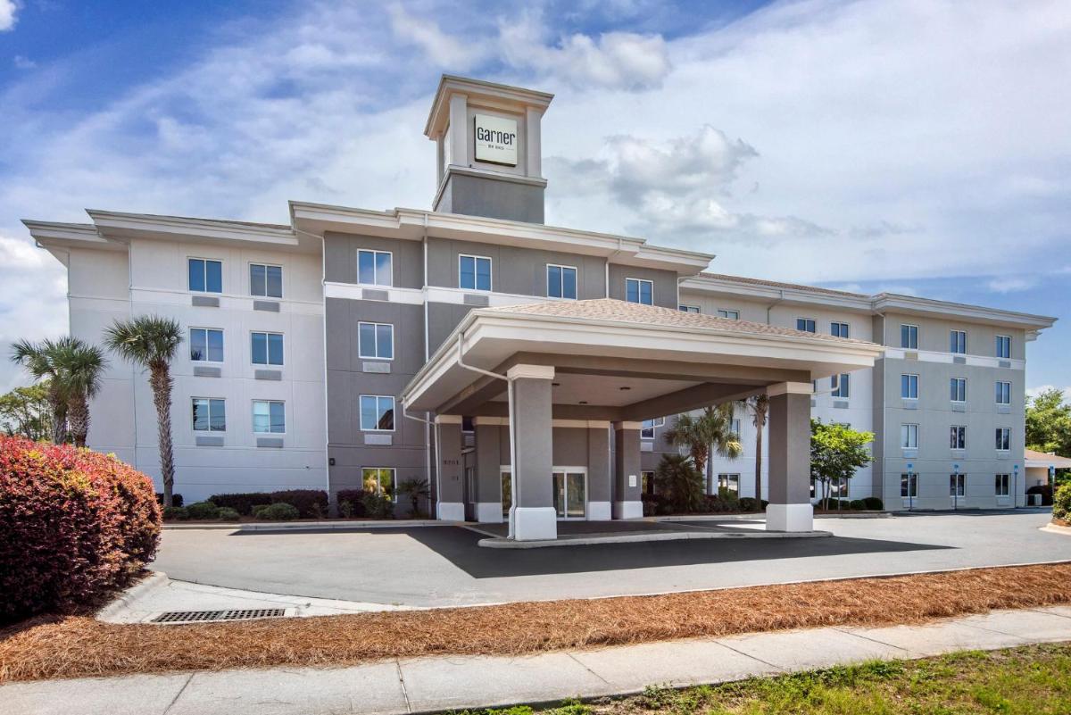 Sleep Inn & Suites Panama City Beach - image 4