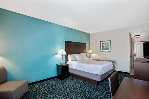 La Quinta by Wyndham PCB Pier Park area - image 26