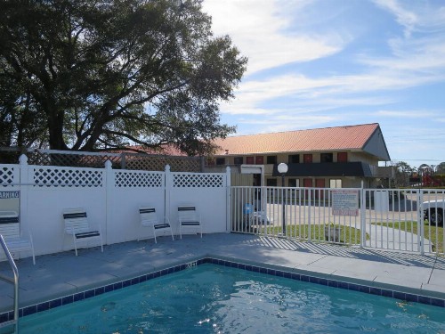 Executive Inn - Panama City Beach - image 14