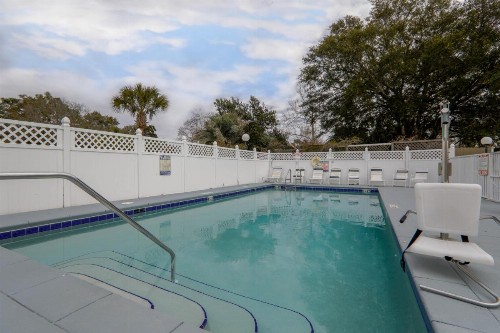 Executive Inn - Panama City Beach - image 42