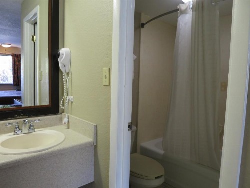 Executive Inn - Panama City Beach - image 44