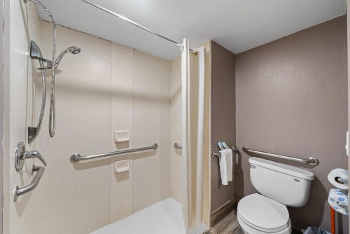 Executive Inn - Panama City Beach - image 50