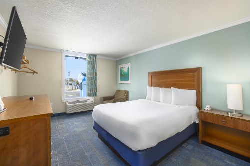 Beachside Resort Panama City Beach - image 19