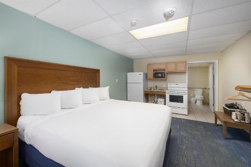 Beachside Resort Panama City Beach - image 38