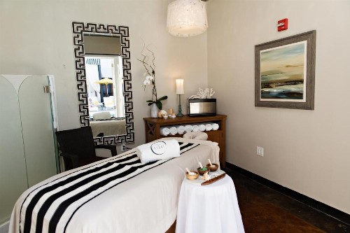The Pearl Hotel - image 11