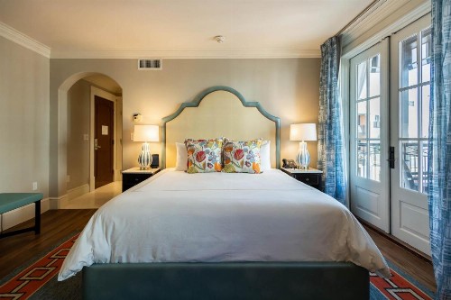 The Pearl Hotel - image 18