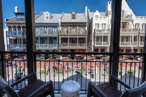 The Pearl Hotel - image 9