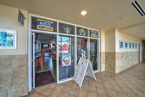 Majestic Beach Towers Resort by Panhandle Getaways - image 6