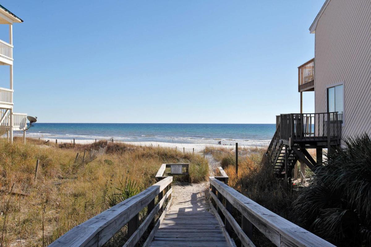 Portside Resort by Panhandle Getaways - image 6