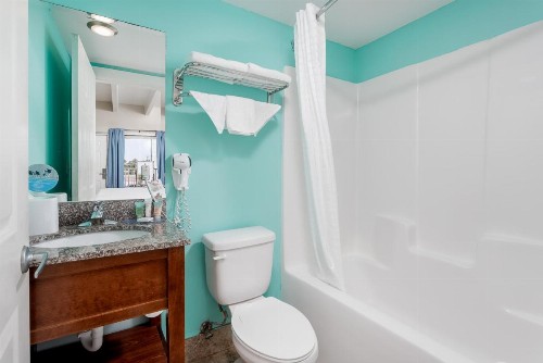Bikini Beach Resort - image 23