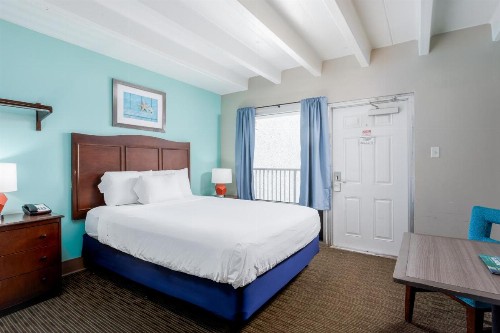 Bikini Beach Resort - image 37
