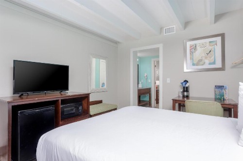 Bikini Beach Resort - image 38